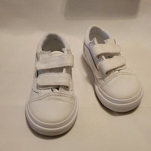 VANS OLD SKOOL V (TODDLER SIZE 5) - WHITE